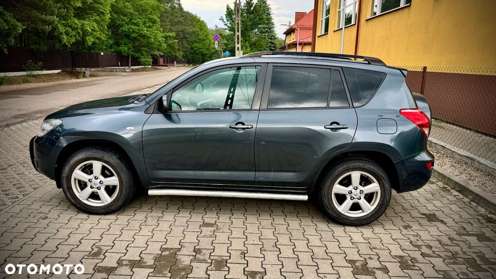Toyota RAV4 2.2 D-4D 4x4 Executive - 2