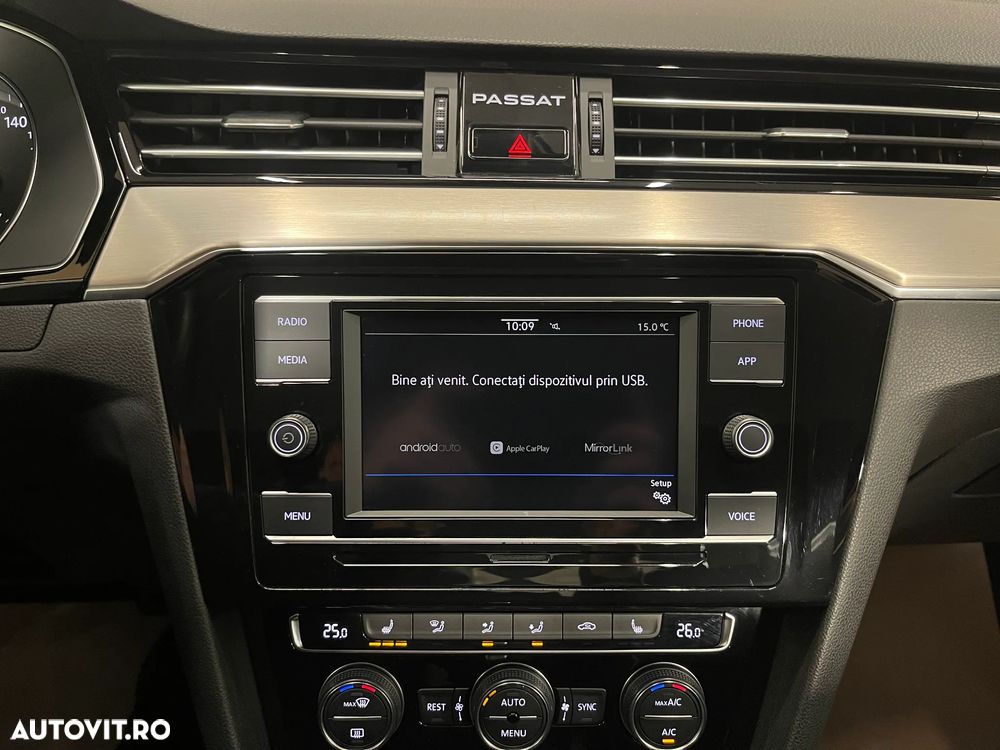 Volkswagen Passat 2.0 TDI DSG Highline - 14