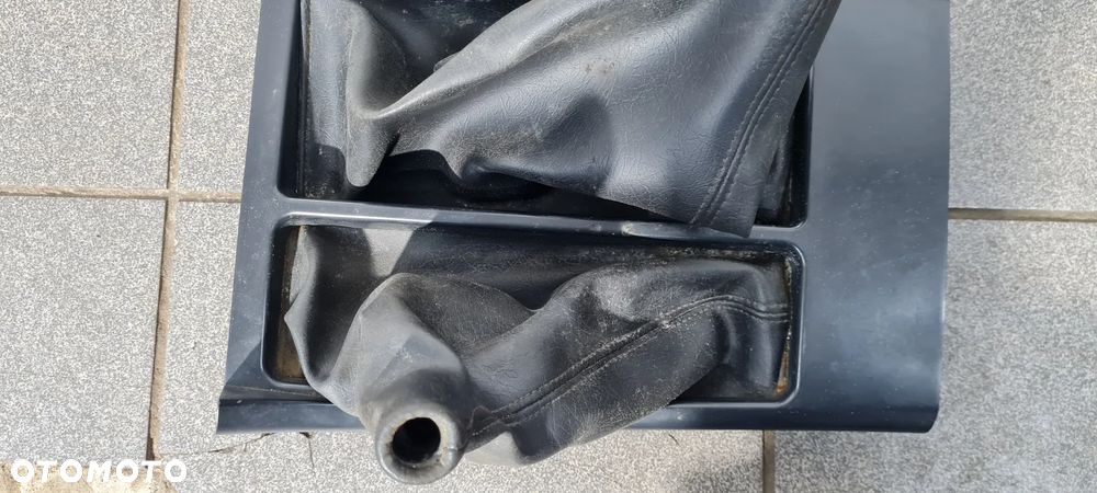 Nissan Terrano II Mieszek Ramka Lewarka Zmiany Biegów - 5