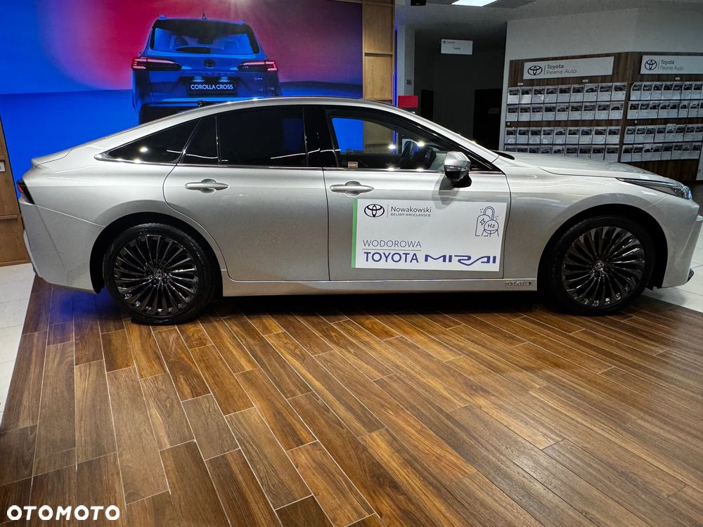 Toyota Mirai Executive - 2