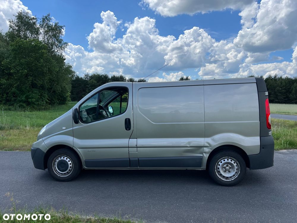 Renault TRAFIC - 6