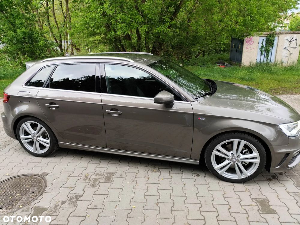 Audi A3 Sportback - 3