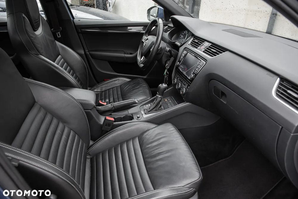 Skoda Octavia 2.0 TDI (Green tec) 4x4 DSG RS - 21