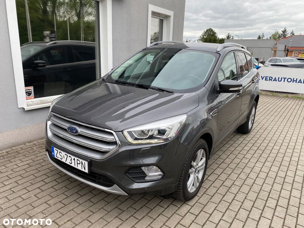 Ford Kuga 2.0 TDCi 2x4 Titanium - 16