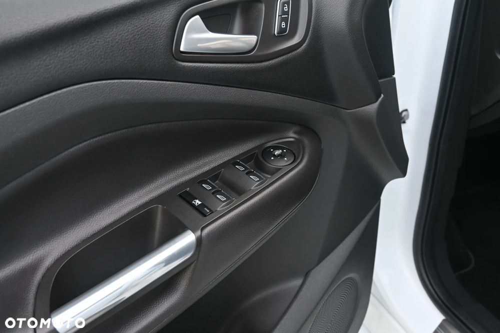 Ford Kuga 2.0 TDCi Individual MPS6 - 30