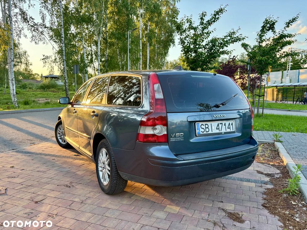 Volvo V50 1.6D Momentum - 4