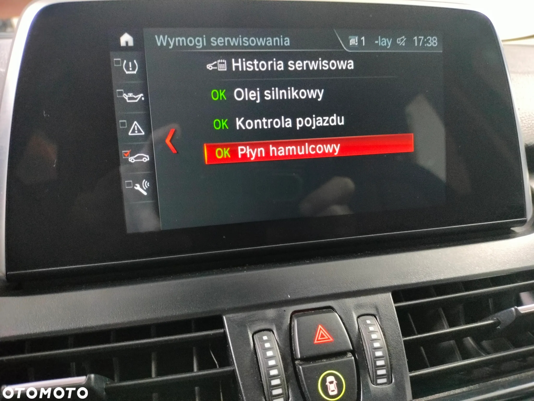 BMW Seria 2 218i Active Tourer - 14