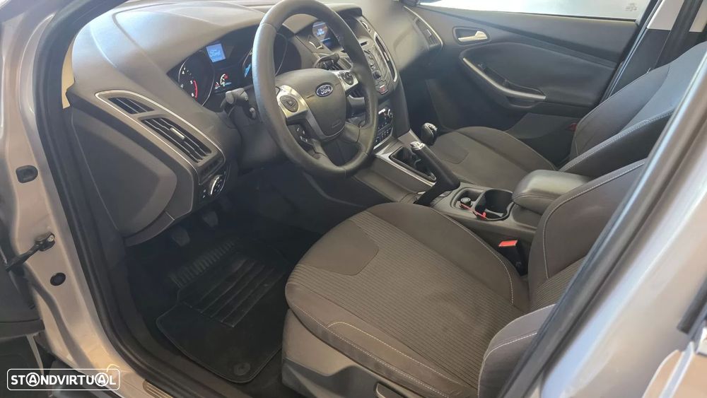 Ford Focus SW 1.6 TDCi Titanium - 6
