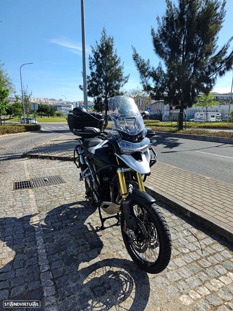 Triumph Tiger Rally Pro - 2