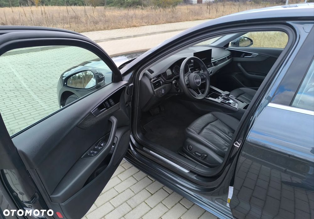 Audi A4 Limousine 40 TFSI S tronic - 12