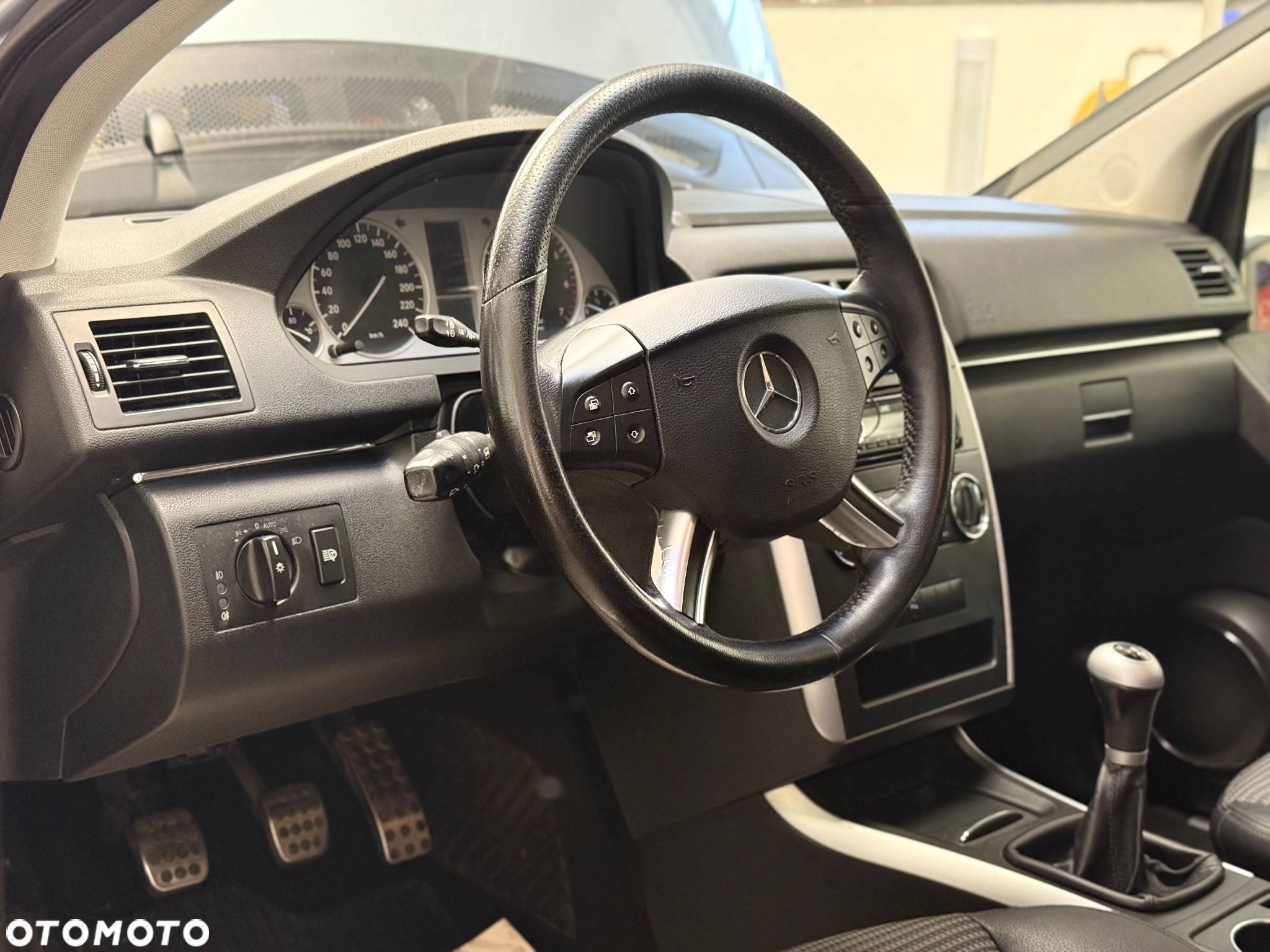 Mercedes-Benz Klasa B 170 Special Edition - 17