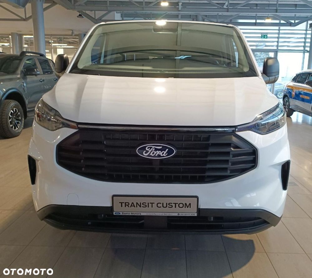 Ford Transit Custom - 8