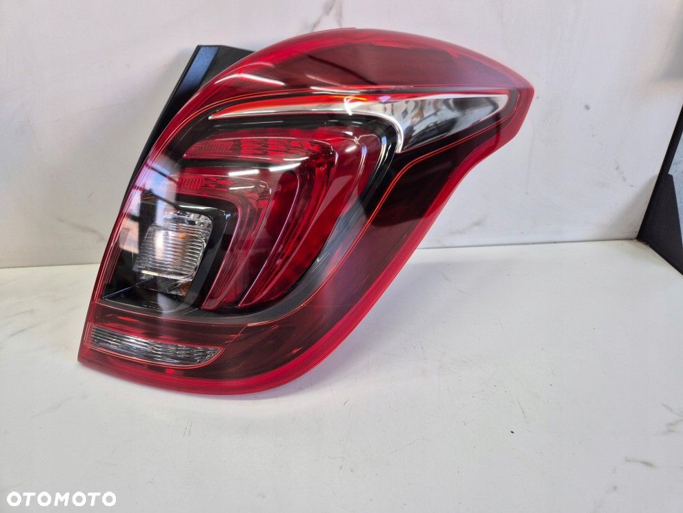 OPEL MOKKA X 15- PRAWA TYLNA LAMPA LED EUROPA ORYGINAŁ 42619628 - 1