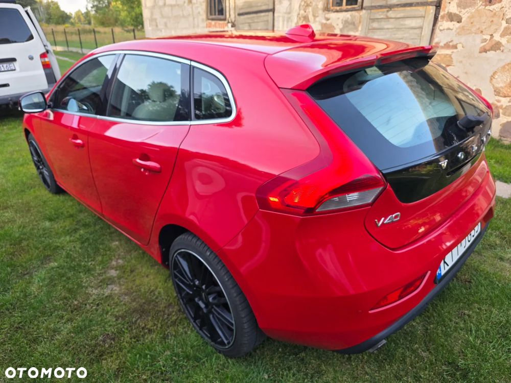 Volvo V40 T4 Momentum - 6