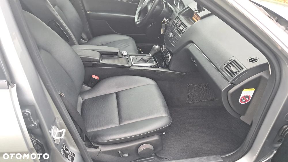 Mercedes-Benz Klasa C 200 T CDI DPF Automatik BlueEFFICIENCY Elegance - 7