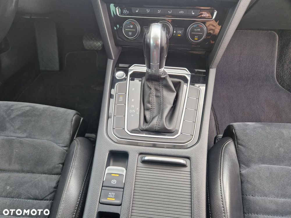 Volkswagen Passat 2.0 TDI BMT Highline DSG - 12