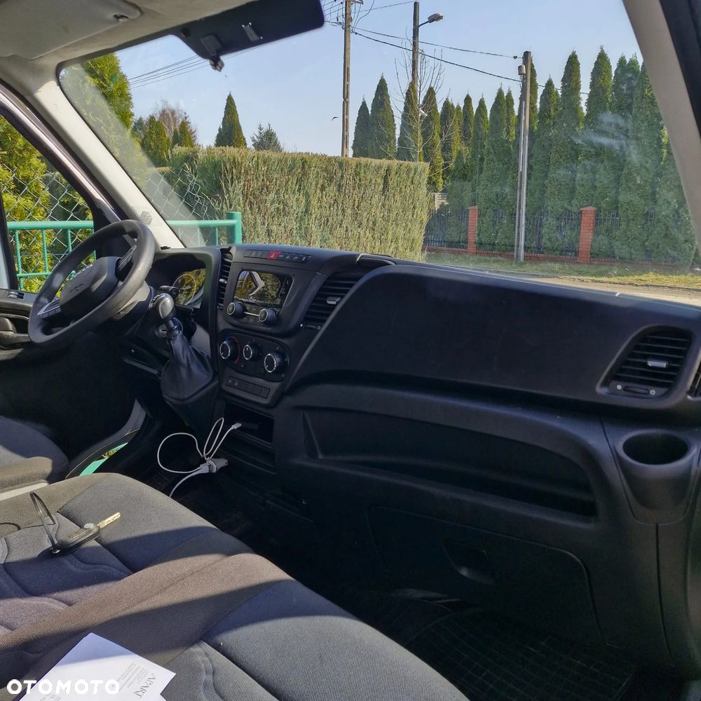 Iveco DAILY - 8