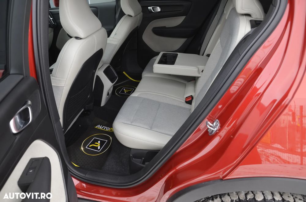 Volvo XC 40 D3 AWD Momentum Pro - 13