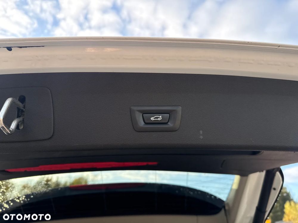 BMW X1 sDrive20d - 20
