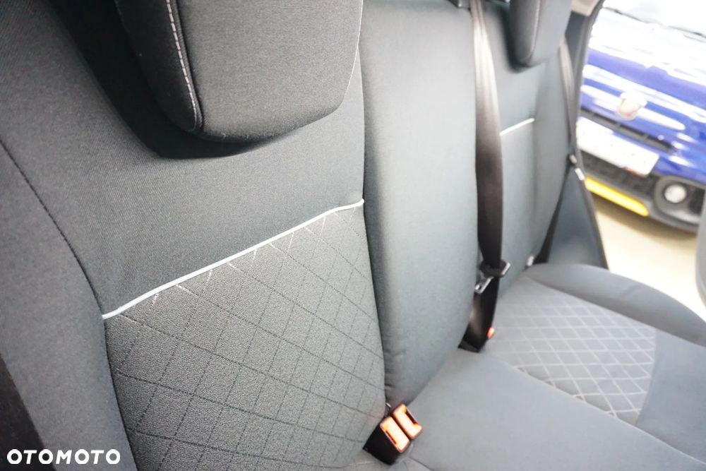 Ford Fiesta 1.4 Silver X (Trend) EU5 - 23