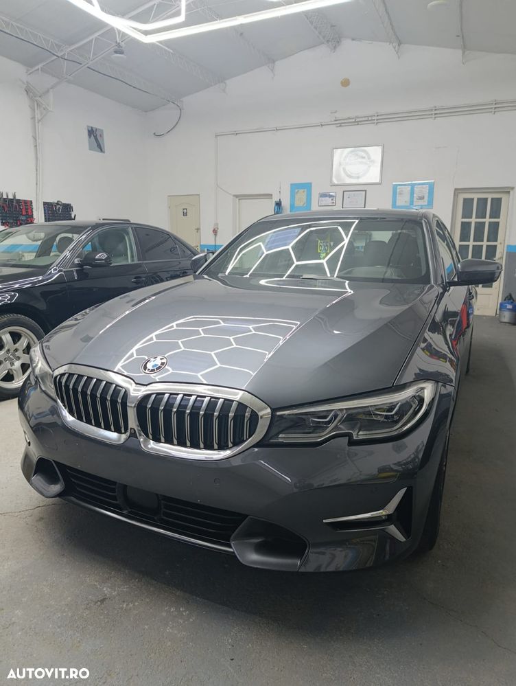 BMW Seria 3 330e Aut. Luxury Line - 10