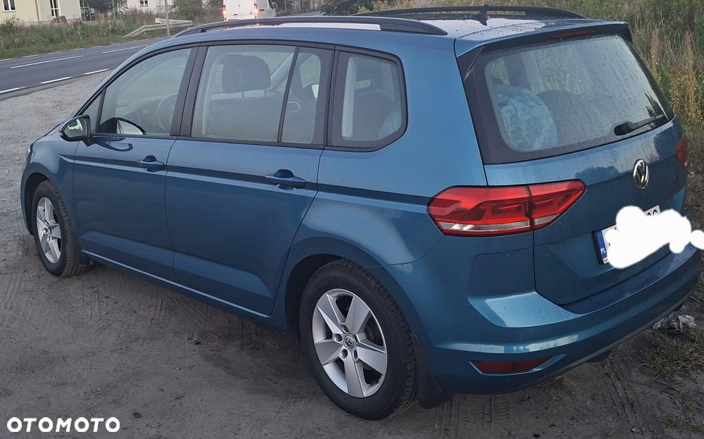 Volkswagen Touran - 3