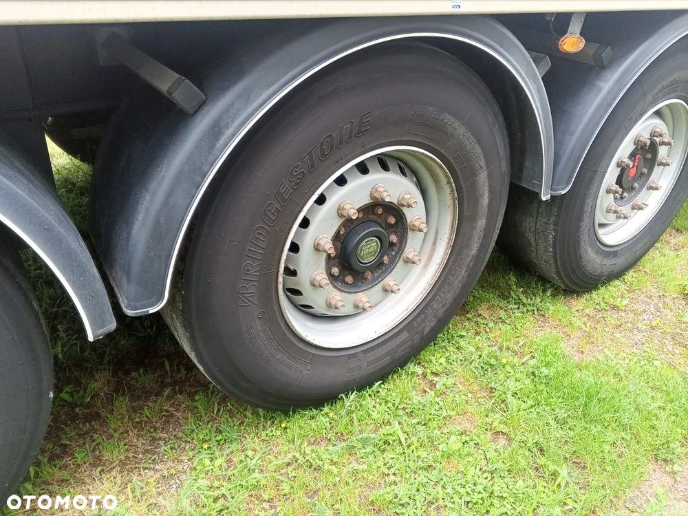 Fruehauf izoterma/ kontener / osie saf -FRANCJA - 13