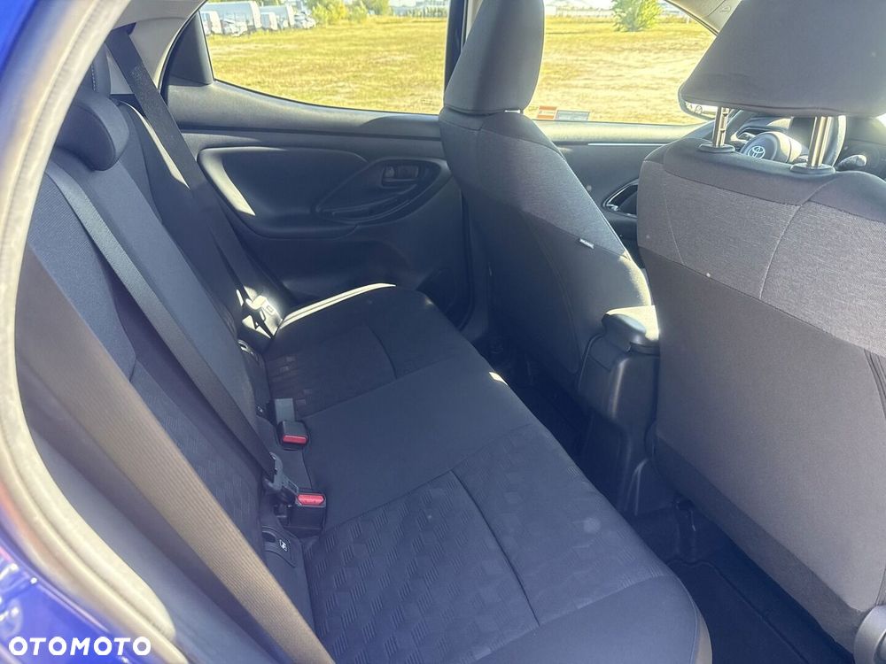 Toyota Yaris Hybrid 1.5 Style - 12
