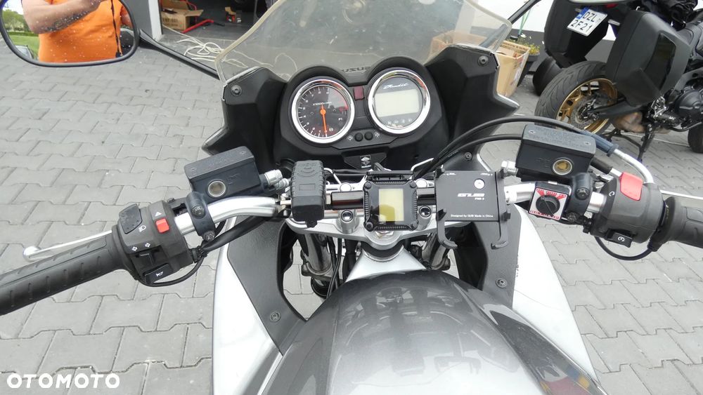 Suzuki Bandit - 12