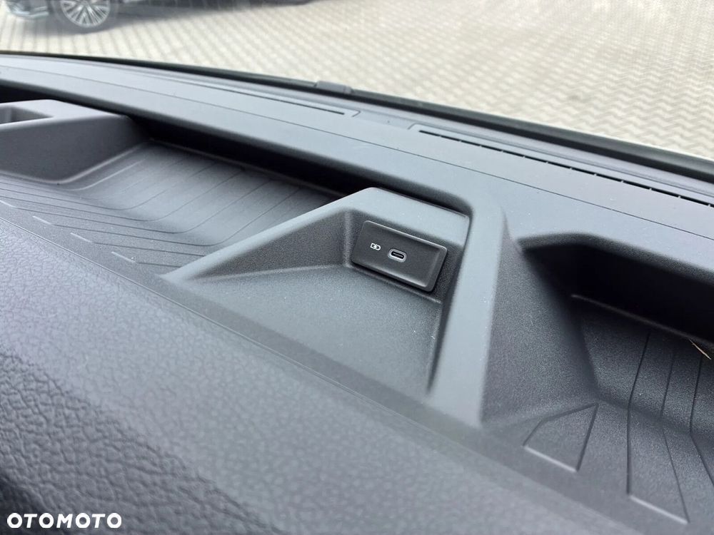 Volkswagen Crafter 35 Furgon L4H3, 2.0BiTDI 177KM, 4490mm, Wysoki dach - 36