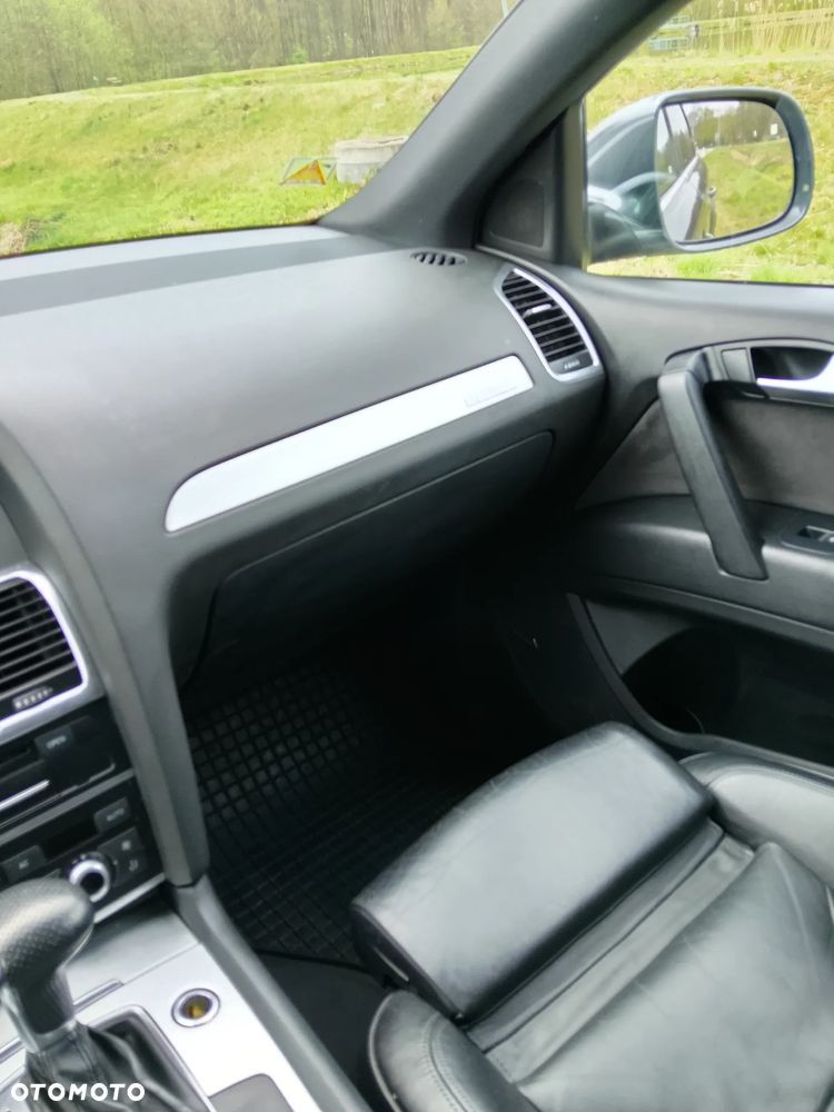 Audi Q7 - 25