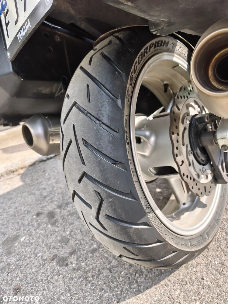 Yamaha FJR - 7