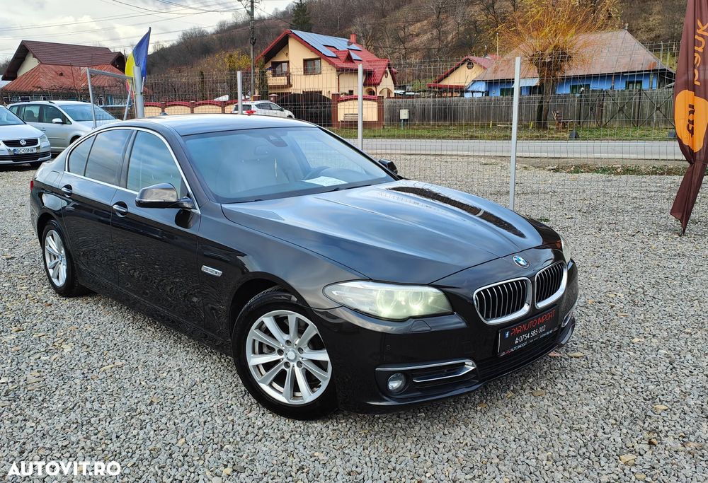 BMW Seria 5 520d Aut. Luxury Line - 10