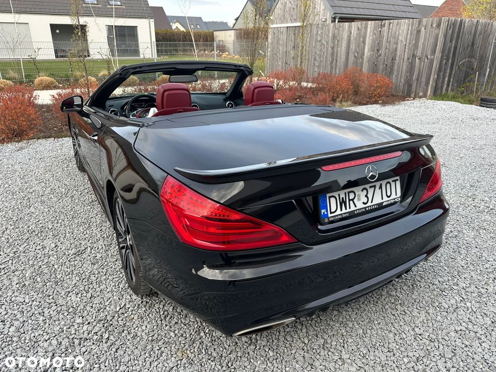 Mercedes-Benz SL - 23