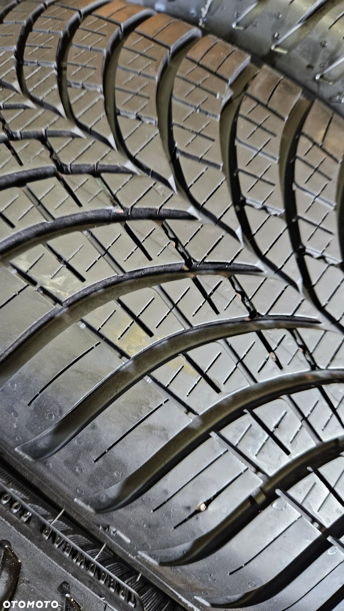 opony używane 205/55R16 Goodyear vector 4season Gen-3 - 2