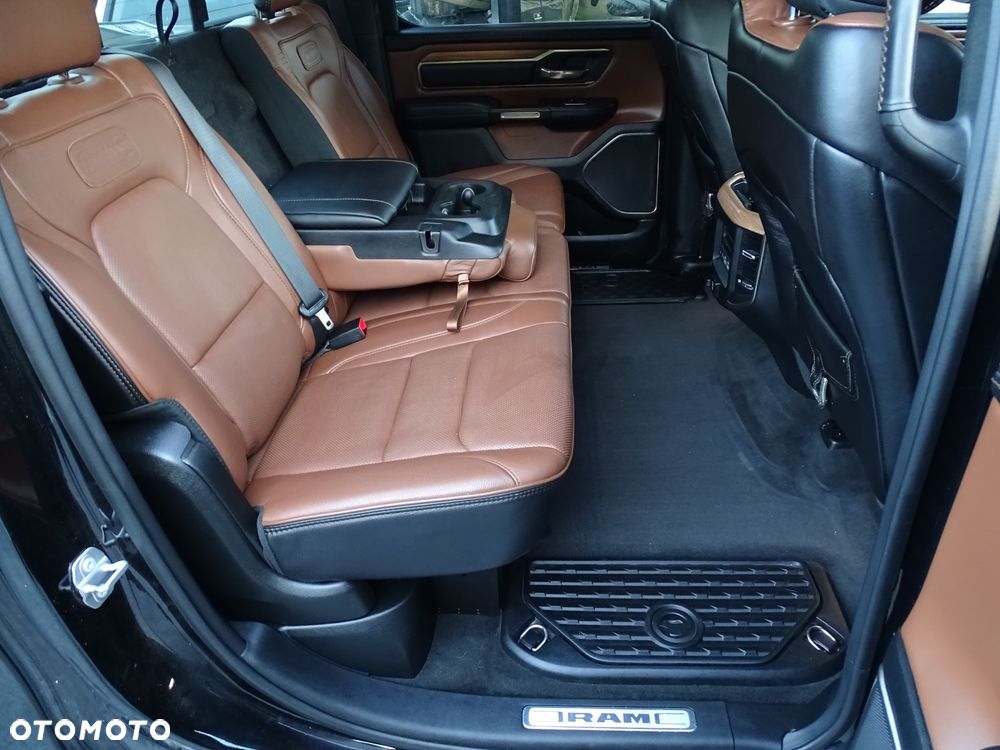 RAM 1500 Crew Cab Longhorn - 15