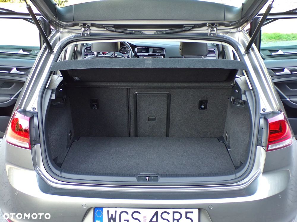 Volkswagen Golf 2.0 TDI SCR Highline - 32