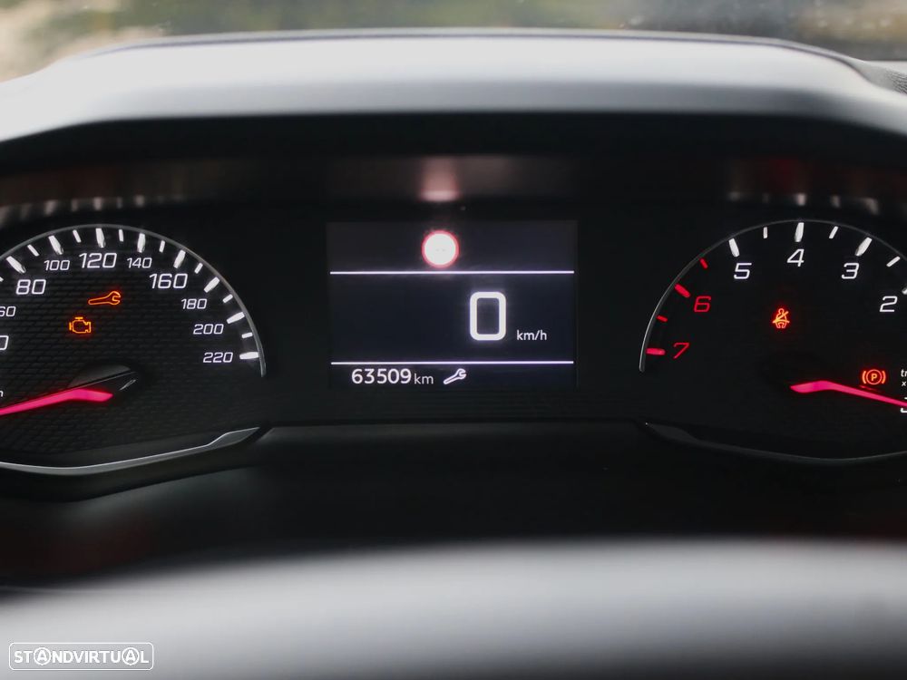 Peugeot 208 1.2 PureTech Allure - 7