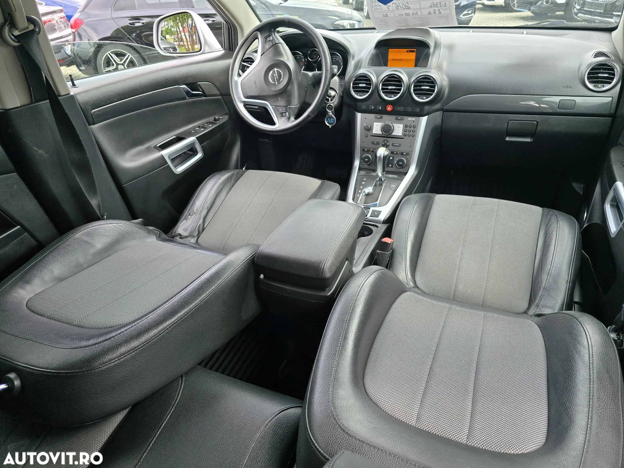 Opel Antara 2.2 CDTI 4x4 Aut. Cosmo - 9