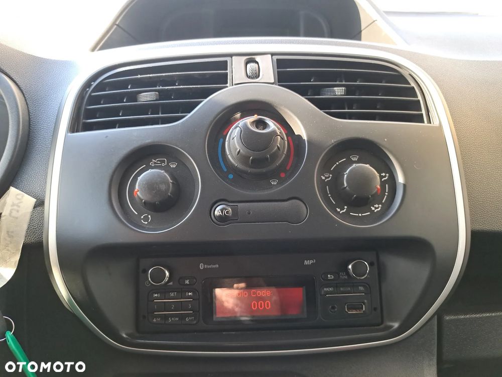 Renault KANGOO VAN - 14