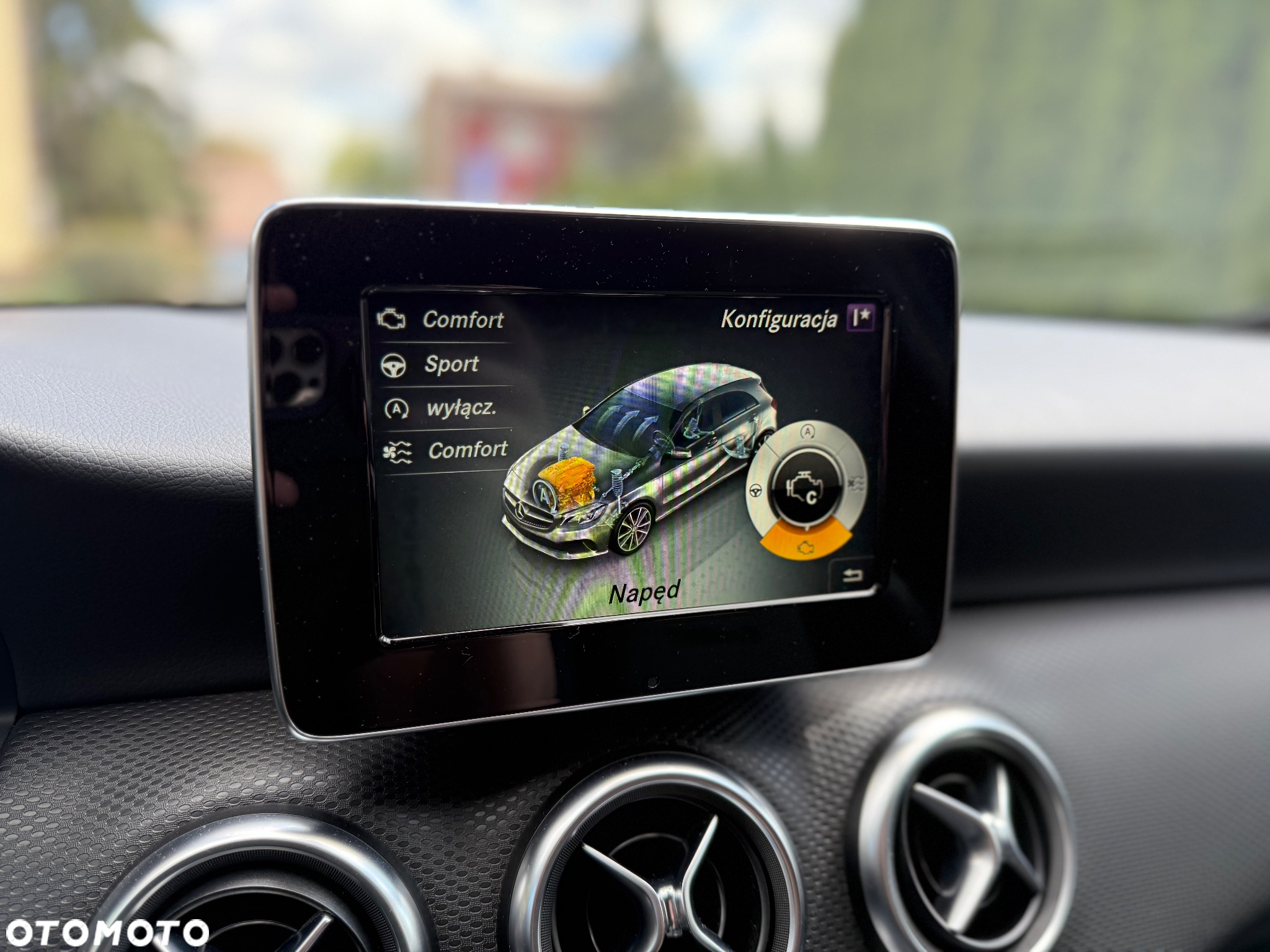 Mercedes-Benz Klasa A 180 CDI 7G-DCT AMG Line - 31