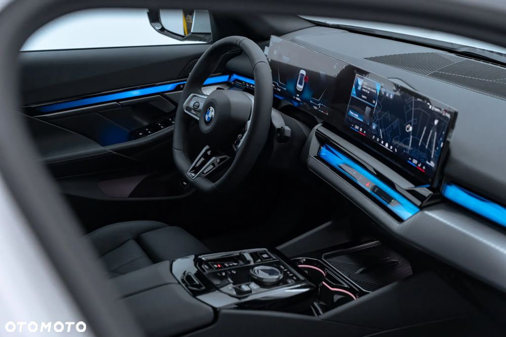 BMW Seria 5 - 30