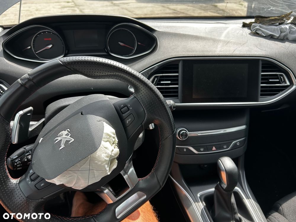 Peugeot 308 - 14