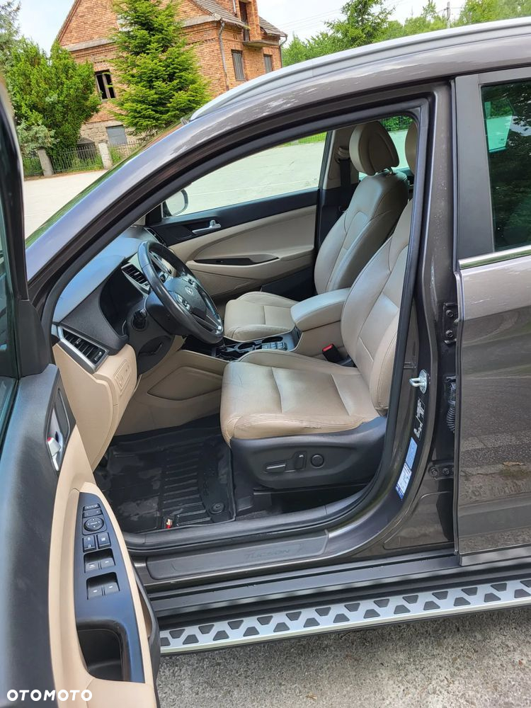 Hyundai Tucson 1.7 CRDI BlueDrive Premium 2WD DCT - 9