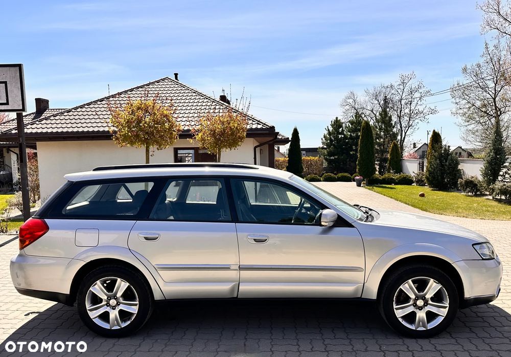 Subaru Outback - 11