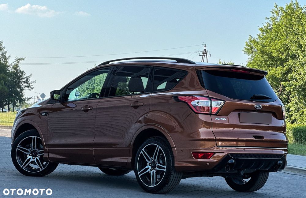 Ford Kuga 2.0 TDCi 4x4 ST-Line - 13