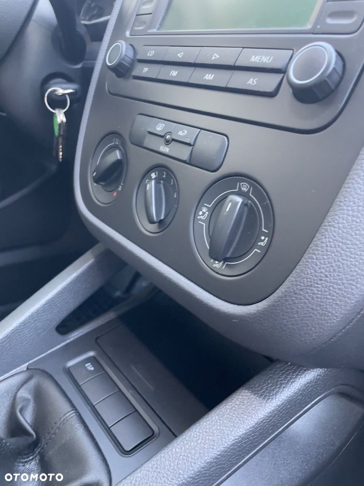Volkswagen Golf - 31