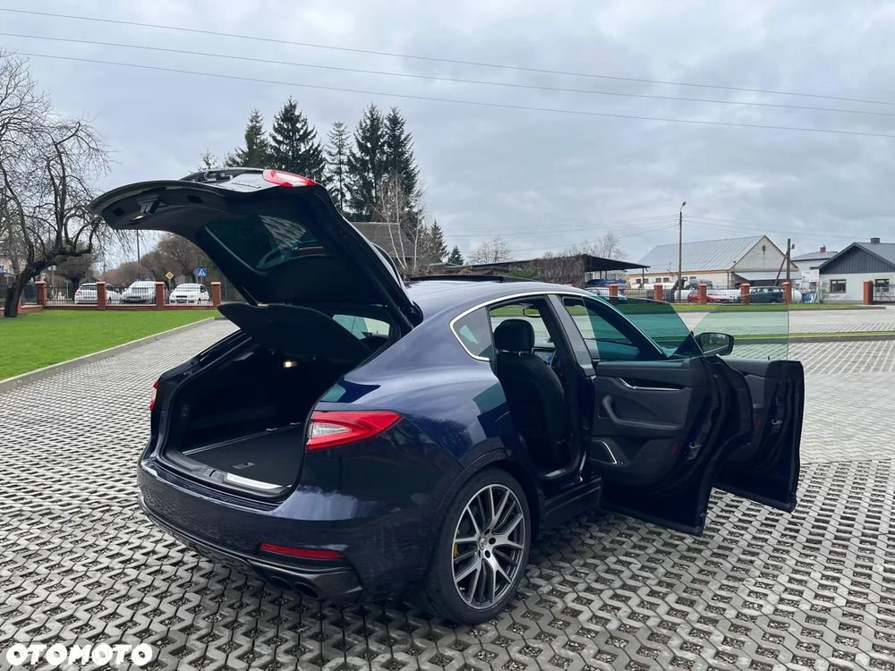 Maserati Levante S Granlusso - 25