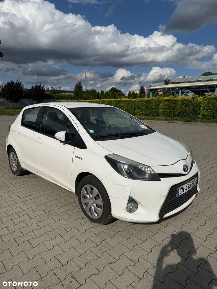 Toyota Yaris - 8