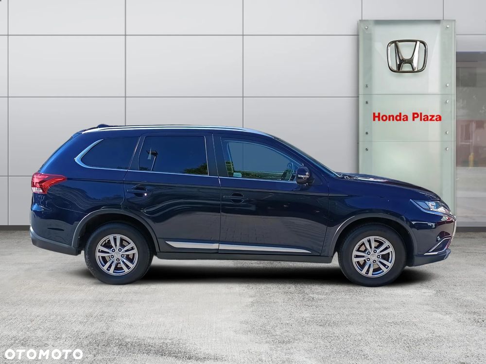 Mitsubishi Outlander 2.0 4WD Invite - 7